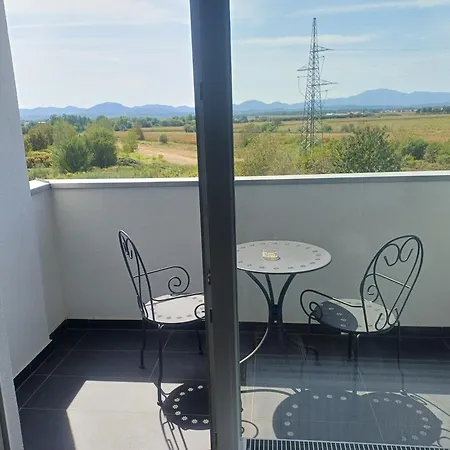 Apartment Rosa Varaždin Exteriér fotografie